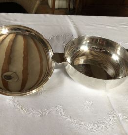 Légumier en métal argenté 