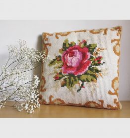 Coussin brodé 