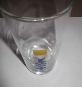 1 verre "Mobil"  Ricard !?