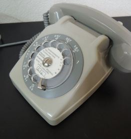 Téléphone à cadran