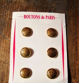 lots de 18  boutons ancien .BOUTONS DE PARIS    