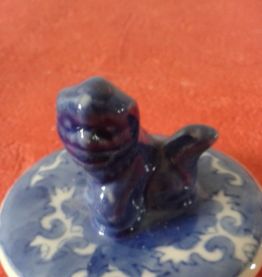 Grand pot avec couvercle