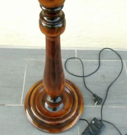 Lampe halogène articulée vintage bois et laiton 