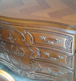 Commode style Louis XV