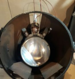 Projecteur A.E Cremer