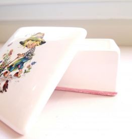 Adorable bonbonnière, boîte à bijoux "esprit enfantin" 