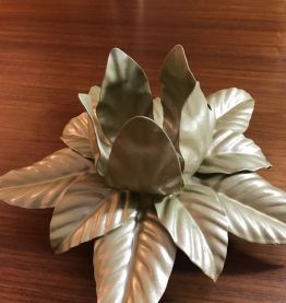 Applique fleur vintage en métal doré