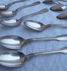 lot  10 petites  cuillères, vintage  SFAM