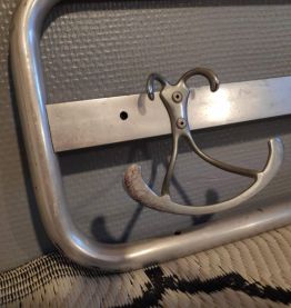 porte-manteaux avec 2 patères en aluminium