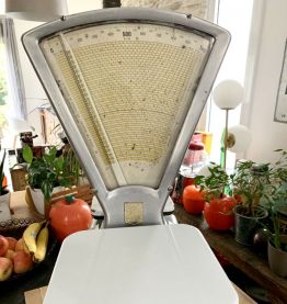 Ancienne balance de cuisine vintage