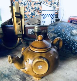 Théière éléphant vintage