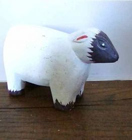 Petit mouton en bois