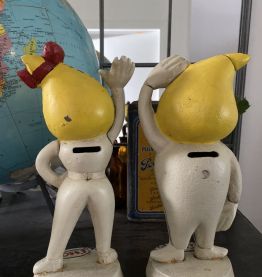 Couple ESSO goutte d'huile tirelire