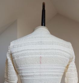 gilet en crochet blanc cassé 