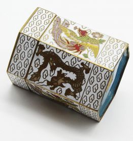 Boite cloisonnée dragon