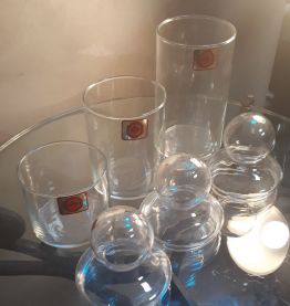 lot de 3  bonbonnieres  ou pots en verre  (durobor)  belgiqu