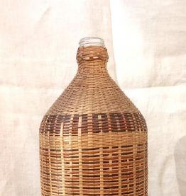 Bonbonne en verre paillée 