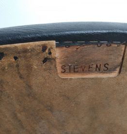 Chaise Stevens Scandinave 