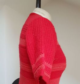 gilet en crochet rouge 