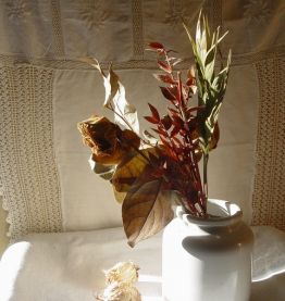 Pot en grès beige grisé