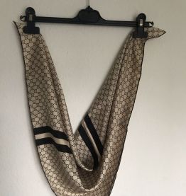 Foulard gucci