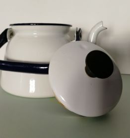 Théière tôle émaillée