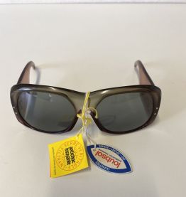 Lunettes de soleil vintage femme années 70 neuves marque Lou