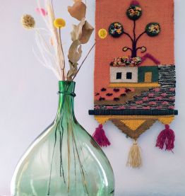 TENTURE MURALE EN LAINE "JOLIE MAISON"