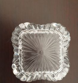 Boîte carrée en cristal