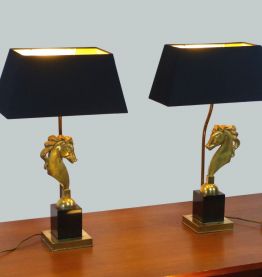Paire de lampe hollywood Regency aux chevaux 