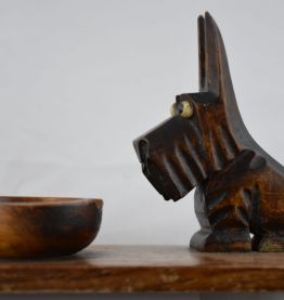 Fox-terrier cendrier années 1930