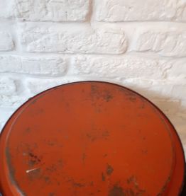 Plateau metal peruches.