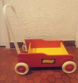 Chariot de marche enfants en bois Brio 