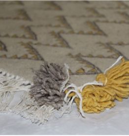 Tapis kilim fait main en laine couleur beige