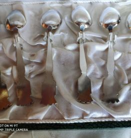 Série de 6 petites cuillères à Moka Mét. argenté à spatule  