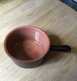 Ancien pot (poêlon) en grès vernisse 