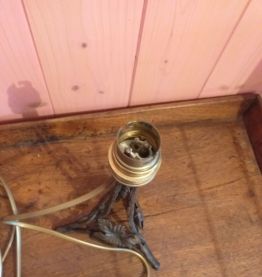 Pied de lampe 