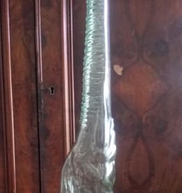 Ancienne bouteille en verre de Chianti (éléphant)
