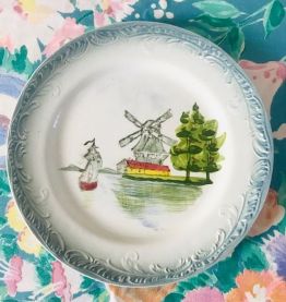 3 assiettes Saint-Amand début 20ème s.