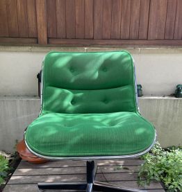 Exécutive chair Charles Pollock 