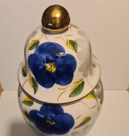 Pot porcelaine peint à la main décor floral