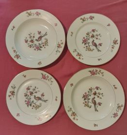 4 assiettes (2 plates + 2 creuses) anciennes, P.N France