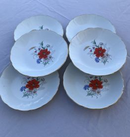 Série de 6 assiettes creuses  - en porcelaine