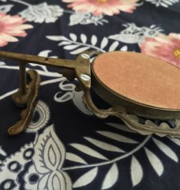 PORTE-Manteau fin Bronze  avec cadre 