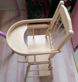 Petite chaise vintage rose vielli 