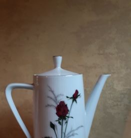 Verseuse/cafetiere porcelaine modèle Monika