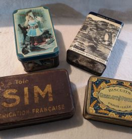 lot 6 anciennes petites et moyennes boites pubs 