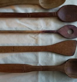 lot cuillères en bois 