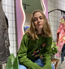 JC DE CASTELBAJAC - PULL CARTOON EN LAINE MERINOS