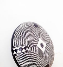 Bouclier traditionnel africain Bamiléké bois